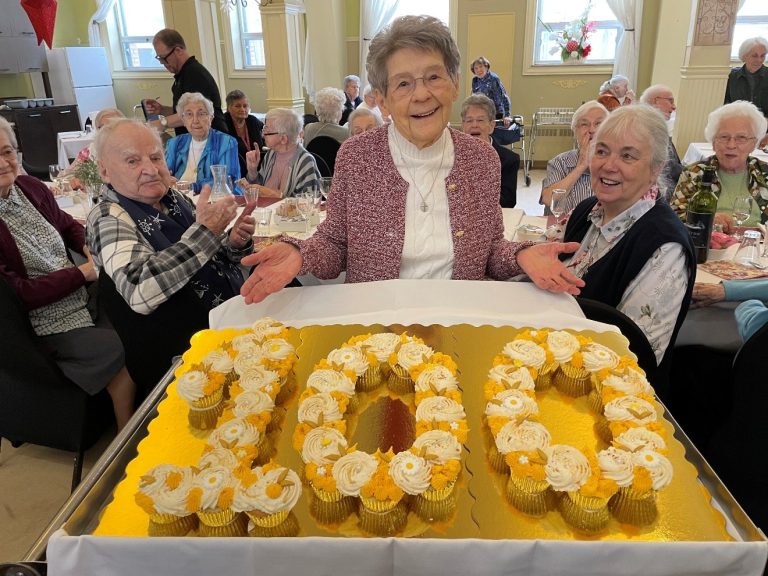 100 ans Soeur Marguerite